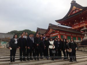 ทัวร์ญี่ปุ่น-คณะสำนักงานธนานุเคราะห์-ขอขอบคุณคณะสำนักงานธนานุเคราะห์ ที่ไว่วางใจบริษัทเรา นำท่องเที่ยวญี่ปุ่น ชมวัดคินคะคุจิ หรือปราสาททอง, ศาลเจ้าฟูชิมิอินาริ, ศาลโทริอิ ช้อปปิ้งย่านชินไซบาชิ