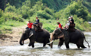 ทัวร์แม่ฮ่องสอน ปาย ปางอุ๋ง 5 วัน โดยรถบัสปรับอากาศ