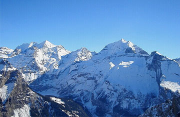 ทัวร์จีน คุนหมิง นั่งกระเช้าชมภูเขาหิมะเจี้ยวจื่อ ภูเขาเจ็ดสี แห่งเมืองตงชวน 4 วัน 3 คืน สายการบินลัคกี้ แอร์