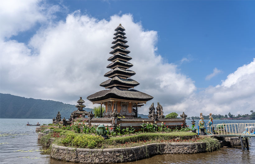 ทัวร์เอเชีย อินโดนีเซีย บาหลี บ่อนํ้าพุศักดิ์สิทธิ์Pura Tirta Empul วิหารทานาต์ลอต หมู่บ้านคินตามณี ชมระบำเกอจัก 4 วัน 3 คืน สายการบินแอร์เอเชีย