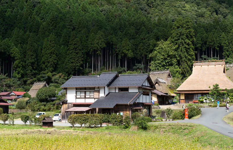 ทัวร์ญี่ปุ่น โอซาก้า วัดคัตสึโอจิ หมู่บ้านโบราณมิยามะ ศาลเจ้าเฮอัน ปราสาทโอซาก้า ชินไซบาซิ 5 วัน 3 คืน สายการบินแอร์เอเชียเอ๊กซ์