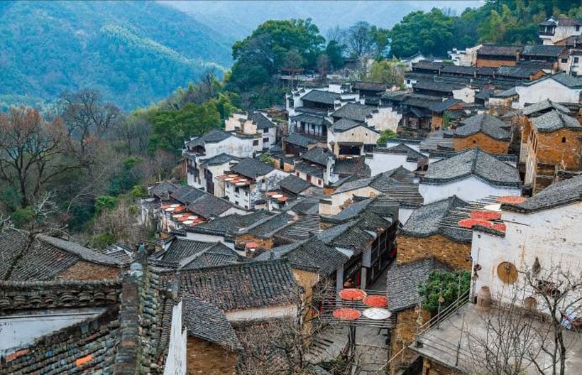 ทัวร์จีน ฉางซา  หุบเขาเทวดาวั้งเซียนกู่ อุทยานเขาหลิงซาน ล่องเรือชมแสงสีอู้หนี่โจว  5 วัน 4 คืน สายการบินไทยเวียดเจ็ท แอร์