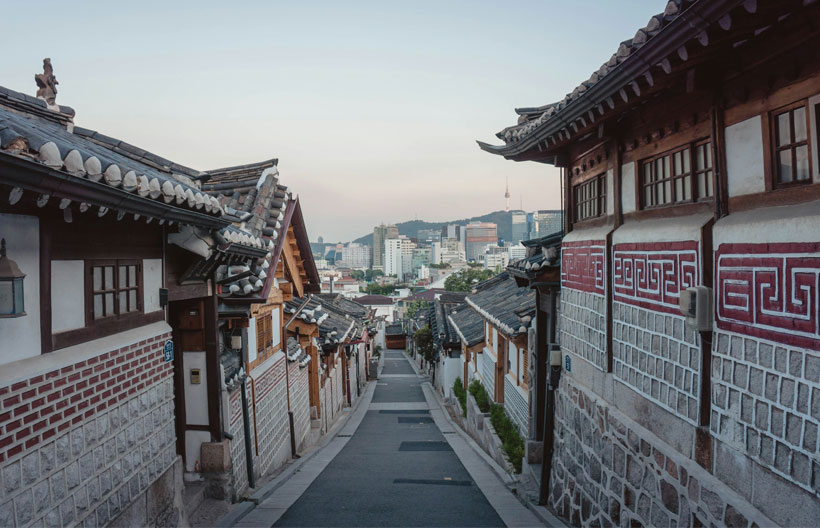 ทัวร์เกาหลี โซล พระราชวังเคียงบกกุง หมู่บ้านบุกชอนฮันอก  ห้องสมุดสตาร์ฟิลด์ซูวอน 5 วัน 3 คืน สายการบินแอร์ปูซาน