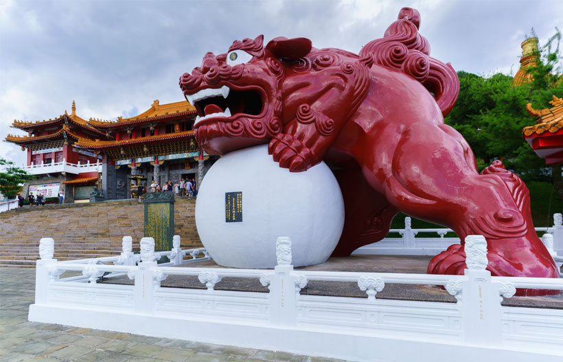 ทัวร์ไต้หวัน ไทเป  อุทยานซานหลิงซี วัดหลงซาน  อนุสรณ์สถานเจียงไคเชค ล่องเรือชมทะเลสาบสุริยันจันทรา 5 วัน 3 คืน สายการบินอีวีเอ แอร์เวย์