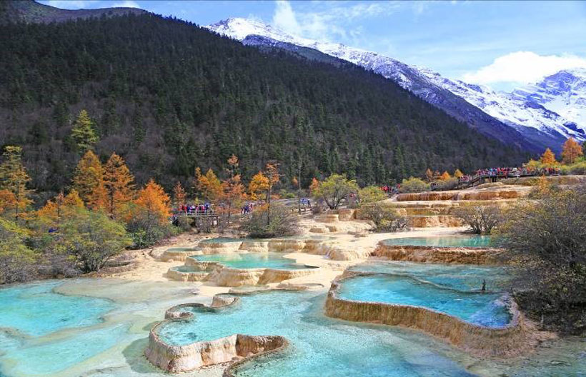 ทัวร์จีน เฉิงตู อุทยานปี้เผิงโกว  หวงหลง  จิ่วจ้ายโกว  วัดต้าฉือ  หมีแพนด้ายักษ์ปีนตึก  6 วัน 5 คืน สายการบินไทยเวียดเจ็ท แอร์