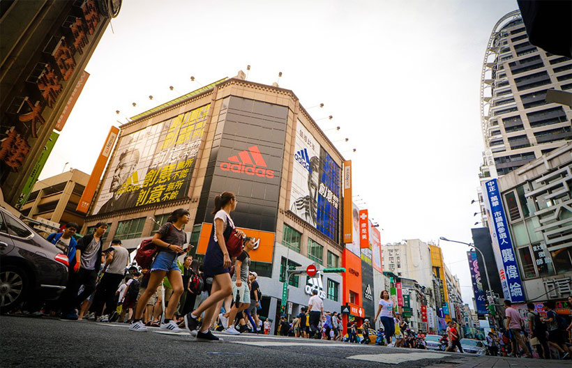 ทัวร์ไต้หวัน วัดเหวินหวู่  ล่องเรือชมทะเลสาบสุริยันจันทรา เถาหยวนไนท์มาร์เก็ต หมู่บ้านโบราณจิ่วเฟิ่น  ซีเหมินติง 4 วัน 3 คืน สายการบินสตาร์ลักซ์ แอร์ไลน์