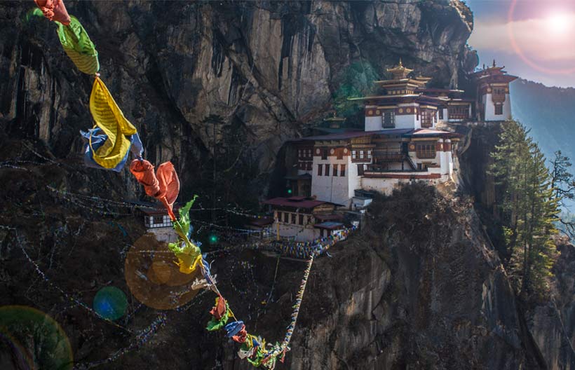 ทัวร์เอเชีย ภูฏาน พิชิตยอดเขาวัดทักซัง พูนาคาซอง จุดชมวิวโดชูล่า 5 วัน 4 คืน สายการบินภูฏาน แอร์ไลน์