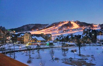 ทัวร์เกาหลี เล่นสกี เกาะนามิ โซลทาวเวอร์ ไร่สตรอเบอรรี่ ช็อปปิ้งตลาดเมียงดง 5 วัน 3 คืน สายการบินแอร์เอเชียเอ๊กซ์