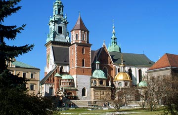 ทัวร์ยุโรป โปแลนด์ ชมเมืองพอซนัน วิหารจัสนาโกรา Jasna Gora Church