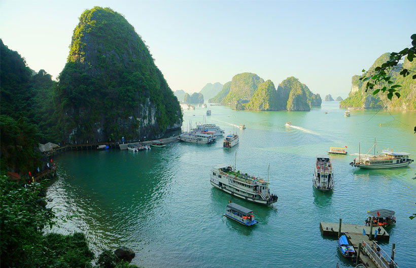 ทัวร์เวียดนามเหนือ ซาปา ฟานซิปัน วัดตามจุ๊ก ล่องเรือฮาลอง ถนนคนเดินซาปา 4 วัน 3 คืน สายการบินแอร์เอเชีย