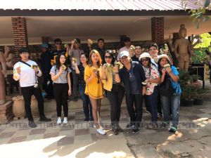 ทัวร์กัมพูชา-คณะ บริษัท เบคไทย กรุงเทพอุปกรณ์เคมีภัณฑ์ ท่องเที่ยวประเทศกัมพูชา-ขอขอบคุณคณะบริษัท เบคไทย กรุงเทพอุปกรณ์เคมีภัณฑ์ ที่ให้ความไว้วางใจบริษัทเรานำ คณะท่องเที่ยว ณ ประเทศกัมพูชา ในครั้งนี้ครับ