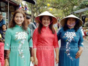 ทัวร์เวียดนาม-คณะ ครอบครัว คุณกรวีร์-ขอขอบคุณ คณะ ครอบครัว คุณกรวีร์ ที่ให้ความไว้วางใจบริษัทไทยทราวเวลเซ็นเตอร์ นำท่องเที่ยว ที่ประเทศเวียดนาม ในครั้งนี้ค่ะ
