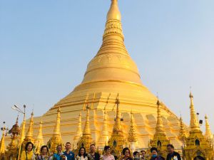 ทัวร์พม่า-คณะ ครอบครัวคุณอมรศักดิ์-ขอขอบคุณ คณะ ครอบครัวคุณอมรศักดิ์ ที่ให้ความไว้วางใจบริษัทไทยทราวเวลเซ็นเตอร์ นำท่องเที่ยว ย่างกุ้ง (ประเทศพม่า) ในครั้งนี้ค่ะ