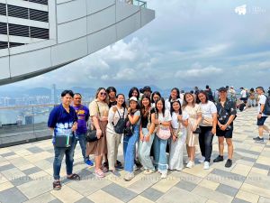 ทัวร์ฮ่องกง-บริษัท สุรชัย โพลทรี่ ฟู้ดส์ จำกัด ท่องเที่ยวประเทศฮ่องกง-รีวิวภาพแห่งความสุขที่ประเทศฮ่องกง ส่งตรงจากลูกค้าที่น่ารัก คณะ : บริษัท สุรชัย โพลทรี่ ฟู้ดส์ จำกัด ทางบริษัทขอขอบคุณท่านที่มอบความไว้วางใจเลือกใช้บริการทัวร์กับไทยทราเวลเซ็นเตอร์ นำท่านท่องเที่ยวประเทศฮ่องกงในครั้งนี้ พร้อมส่งภาพบรรยากาศให้เราได้ชมตลอดทริปกัน อยากเที่ยวสนุกสุดฟินแบบนี้ จองทัวร์เลยที่ไทยทราเวลเซ็นเตอร์