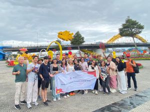ทัวร์เวียดนาม-คณะ : บริษัท เมดิแคร์ (ประเทศไทย) จำกัด ท่องเที่ยวประเทศเวียดนาม-รีวิวภาพแห่งความสุขที่ประเทศเวียดนาม ส่งตรงจากลูกค้าที่น่ารัก บริษัท เมดิแคร์ (ประเทศไทย) จำกัด ทางบริษัทขอขอบคุณท่านที่มอบความไว้วางใจเลือกใช้บริการทัวร์กับไทยทราเวลเซ็นเตอร์ นำท่านท่องเที่ยวประเทศเวียดนามในครั้งนี้ พร้อมส่งภาพบรรยากาศให้เราได้ชมตลอดทริปกัน อยากเที่ยวสนุกสุดฟินแบบนี้ จองทัวร์เลยที่ไทยทราเวลเซ็นเตอร์