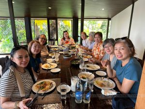 ทัวร์ไทย-คณะคุณไอรีนา ท่องเที่ยวประเทศไทย-รีวิวภาพแห่งความสุขที่ จ. กรุงเทพ ส่งตรงจากลูกค้าที่น่ารัก คณะคุณไอรีนา ทางบริษัทขอขอบคุณท่านที่มอบความไว้วางใจเลือกใช้บริการทัวร์กับไทยทราเวลเซ็นเตอร์ นำท่านท่องเที่ยวที่กรุงเทพในครั้งนี้ พร้อมส่งภาพบรรยากาศให้เราได้ชมตลอดทริปกัน อยากเที่ยวสนุกสุดฟินแบบนี้ จองทัวร์เลยที่ไทยทราเวลเซ็นเตอร์