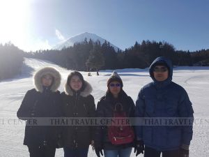 ทัวร์ญี่ปุ่น-บริษัท ซุปเปอร์ เค พาวเวอร์  จำกัด (สาขา3)-ขอขอบคุณ บริษัท ซุปเปอร์ เค พาวเวอร์  จำกัด (สาขา3) ที่ไว้วางใจบริษัทเรา นำท่องเที่ยวญี่ปุ่น เมืองโตเกียว สนุกสนานกับกิจกรรมบนลานหิมะขนาดใหญ่ ฟูจิเท็น ชมและถ่ายรูปคู่กับภูเขาไฟฟูจิสัญลักษณ์สำคัญของญี่ปุ่น ล่องเรือชมวิวทิวทัศน์ของทะเลสาปอาชิ ขึ้นไปชิมไข่ดำบนหุบเขาโอวาคุดานิ ที่ต้มกันร้อนๆจากน้ำแร่ธรรมชาติ ชิมสตอเบอรี่สดๆจากต้น ที่มีการปลูกและดูแลอย่างพิถีพิถัน และนมัสการเจ้าแม่กวนอิมทองคำ ในวิหารขนาดใหญ่ วัดอาซากุซะ