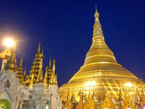 ทัวร์พม่า-คณะ AIA จังหวัด ร้อยเอ็ด ท่องเที่ยวพม่า-ขอขอบคุณ คณะ AIA จังหวัด ร้อยเอ็ด ที่ไว้วางใจบริษัทเรา นำท่องเที่ยวพม่า ชมพระนอนตาหวาน พระเจดีย์เยเลพญา 
เจดีย์โบตาทาวน์ เทพทันใจ เทพกระซิบ วัดไจ้คะวาย เจดีย์ชเวมอดอร์ พระนอนชเวตาเลียว เจดีย์ไจ๊ปุ่น พระราชวังบุเรงนอง วัดไจ๊กะเลาะ พระมหาเจดีย์ชเวดากอง พร้อมอิ่มอร่อยกับเมนูขึ้นชื่อ 