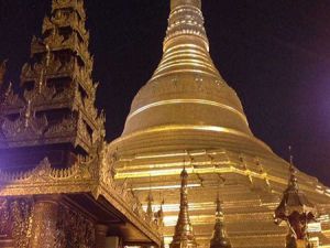 ทัวร์พม่า -บริษัทซอง เซน แมชชินเนอรี่ แมนูแฟคเจอริ่ง(ไทยแลนด์)จำกัด ท่องเที่ยวพม่า-ขอขอบคุณ บริษัทซอง เซน แมชชินเนอรี่ แมนูแฟคเจอริ่ง(ไทยแลนด์)จำกัด ที่ให้ความไว้วางใจเรานำท่องเที่ยวประเทศพม่า สักการะ 3 มหาบูชาสถาน อันศักดิ์สิทธิ์ นมัสการ พระพุทธรูปไจ้ปุ่น ชม พระธาตุอินทร์แขวน ทำบุญตักบาตร ณ วัดไจ้คะวาย อิสระช้อปปิ้ง และชิมเมนูขึ้นชื่อของพม่า