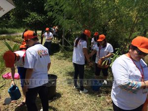 ทัวร์ไทย-คณะบริษัท กสท โทรคมนาคม จำกัด (มหาชน) ทำกิจกรรมสัมพันธ์เชิงสันทนาการ -ไทยทราเวลเซ็นเตอร์ ขอขอบคุณคณะลูกค้า บริษัท กสท โทรคมนาคม จำกัด (มหาชน) (CAT) ลูกค้าองค์กรและหน่วยงานภาครัฐจำนวน 80 ท่าน ที่ให้ความไว้วางใจบริษัทและทีมงานไทยทราเวลเซ็นเตอร์ ร่วมนำท่านทำกิจกรรมสัมพันธ์เชิงสันทนาการภายใต้ชื่อ