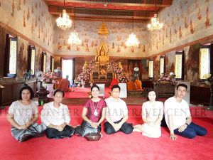 ทัวร์อยุธยา-คณะคุณบุษรินทร์ ท่องเที่ยวจังหวัดอยุทยา -ไทยทราเวลเซ็นเตอร์ขอขอบคุณ คณะคุณบุษรินทร์ ที่ไว้วางใจเรานำท่องเที่ยวจังหวัดอยุทยา เข้าชมสถานที่สำคัญๆทางประวัติศาสตร์  เช่น พระราชวังบางประอิน อนุเสาวรีย์สมเด็จพระนเรศวร วัดหน้าพระเมรุ วัดราชบูรณะ วัดมหาธาตุ วัดพระศรีสรรเพชญ์ วัดไชยวัฒนาราม วัดสุวรรณาดาราม วัดพุทธไธสวรรย์ วัดใหญ่ชัยมงคล วัดมเหยงค์ อุทยานประศาสตร์ พระนครศรีอยุธยา พิพิธภัณฑ์สถานแห่งชาติเจ้าสามพระยา ฯลฯ