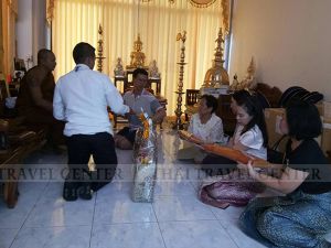 ทัวร์อยุธยา-คณะคุณบุษรินทร์ ท่องเที่ยวจังหวัดอยุทยา -ไทยทราเวลเซ็นเตอร์ขอขอบคุณ คณะคุณบุษรินทร์ ที่ไว้วางใจเรานำท่องเที่ยวจังหวัดอยุทยา เข้าชมสถานที่สำคัญๆทางประวัติศาสตร์  เช่น พระราชวังบางประอิน อนุเสาวรีย์สมเด็จพระนเรศวร วัดหน้าพระเมรุ วัดราชบูรณะ วัดมหาธาตุ วัดพระศรีสรรเพชญ์ วัดไชยวัฒนาราม วัดสุวรรณาดาราม วัดพุทธไธสวรรย์ วัดใหญ่ชัยมงคล วัดมเหยงค์ อุทยานประศาสตร์ พระนครศรีอยุธยา พิพิธภัณฑ์สถานแห่งชาติเจ้าสามพระยา ฯลฯ