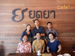 ทัวร์อยุธยา-คณะคุณบุษรินทร์ ท่องเที่ยวจังหวัดอยุทยา -ไทยทราเวลเซ็นเตอร์ขอขอบคุณ คณะคุณบุษรินทร์ ที่ไว้วางใจเรานำท่องเที่ยวจังหวัดอยุทยา เข้าชมสถานที่สำคัญๆทางประวัติศาสตร์  เช่น พระราชวังบางประอิน อนุเสาวรีย์สมเด็จพระนเรศวร วัดหน้าพระเมรุ วัดราชบูรณะ วัดมหาธาตุ วัดพระศรีสรรเพชญ์ วัดไชยวัฒนาราม วัดสุวรรณาดาราม วัดพุทธไธสวรรย์ วัดใหญ่ชัยมงคล วัดมเหยงค์ อุทยานประศาสตร์ พระนครศรีอยุธยา พิพิธภัณฑ์สถานแห่งชาติเจ้าสามพระยา ฯลฯ